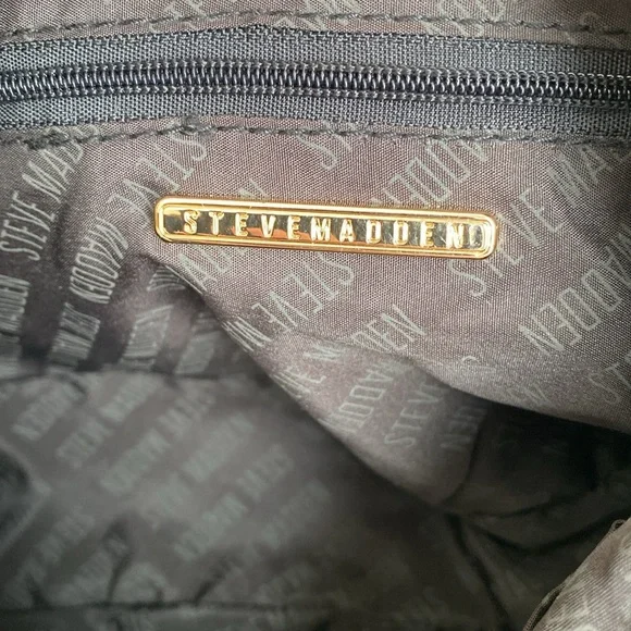 Steve Madden Tan Faux Fur Bag with Gold Chain - Picture 10 of 10